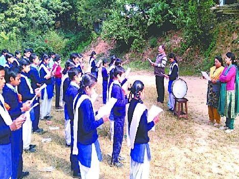 High School in Bageshwar oath to defend the Constitution